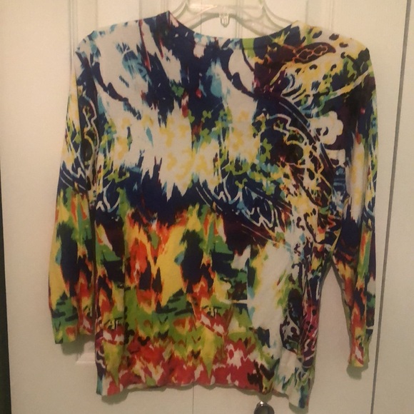 Button down sweater multi color design match with jeans or dressy pants - Picture 4 of 7